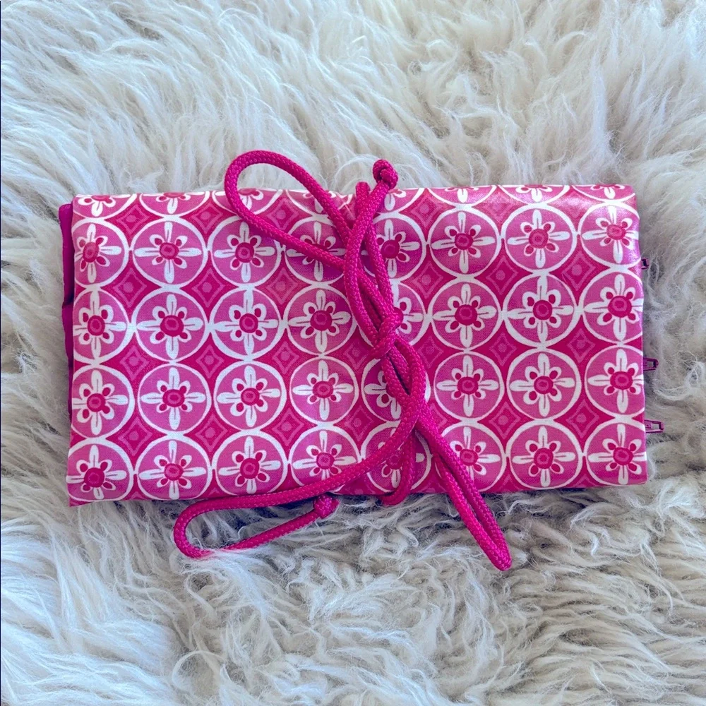 NWOT Objects of Deaire Pink jewelry holder